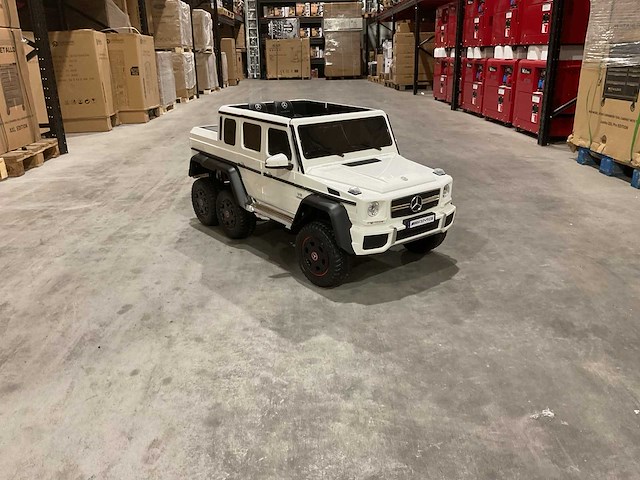 Mercedes benz g63 amg 6x6 elektrische kinderauto - afbeelding 45 van  57