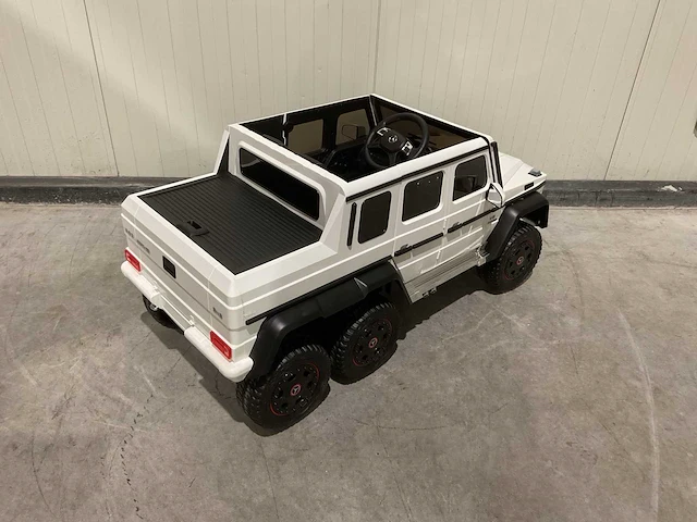 Mercedes benz g63 amg 6x6 elektrische kinderauto - afbeelding 39 van  57