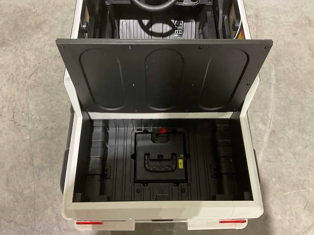 Mercedes benz g63 amg 6x6 elektrische kinderauto - afbeelding 42 van  57