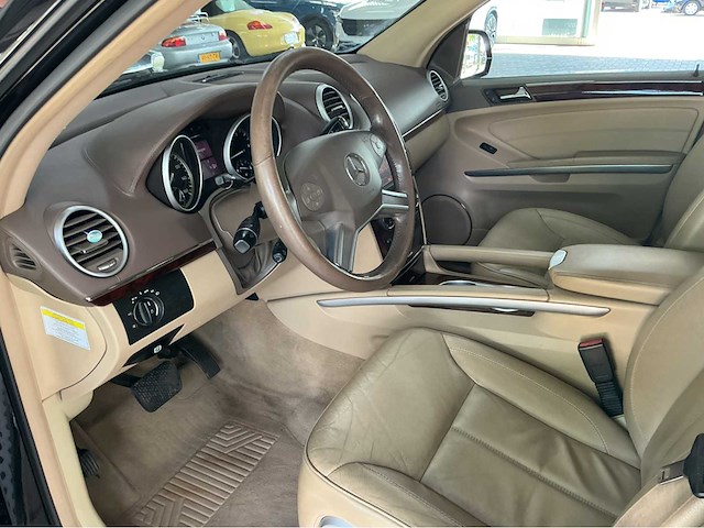 Mercedes benz gl350 bluetec 4matic x164 | 3.0 v6 diesel | 2010 | youngtimer | 211 pk | airmatic | 7 zitplaatsen | btw auto - afbeelding 10 van  35
