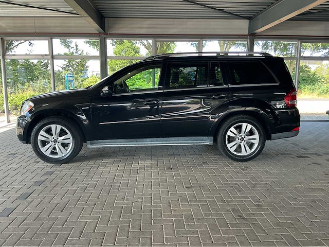 Mercedes benz gl350 bluetec 4matic x164 | 3.0 v6 diesel | 2010 | youngtimer | 211 pk | airmatic | 7 zitplaatsen | btw auto - afbeelding 31 van  35