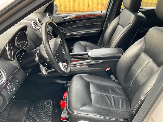 Mercedes-benz gl450 v8 4-matic (youngtimer) - afbeelding 4 van  26