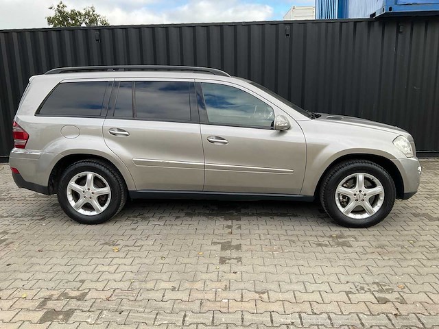 Mercedes-benz gl450 v8 4-matic (youngtimer) - afbeelding 25 van  26
