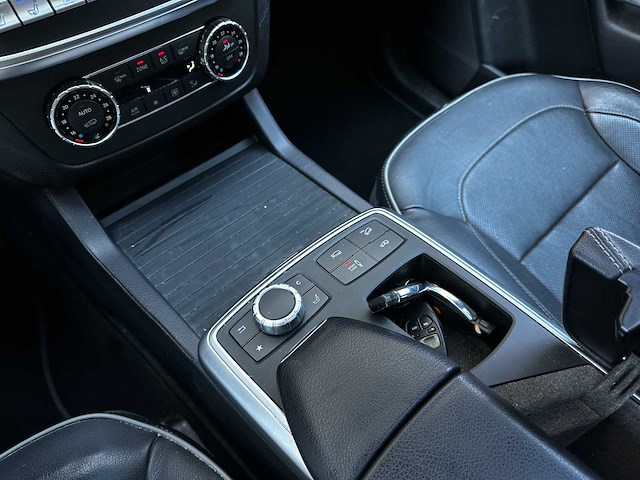 Mercedes-benz gl500 4-matic 4.7 v8 435pk 2014 gl-klasse (origineel-nl) 7-persoons, 6-tfb-94 - afbeelding 24 van  47