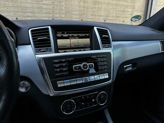 Mercedes-benz gl500 4-matic 4.7 v8 435pk 2014 gl-klasse (origineel-nl) 7-persoons, 6-tfb-94 - afbeelding 25 van  47