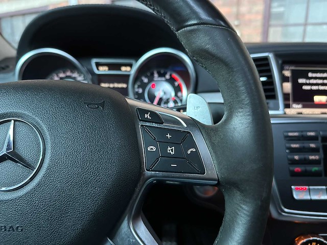 Mercedes-benz gl63 amg 5.5 v8 4matic 557pk 2016 gl-klasse, tg-337-j - afbeelding 18 van  46