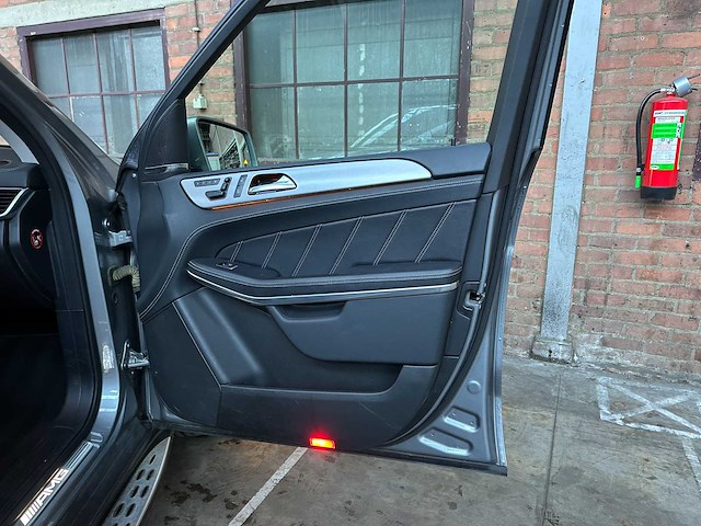 Mercedes-benz gl63 amg 5.5 v8 4matic 557pk 2016 gl-klasse, tg-337-j - afbeelding 37 van  46