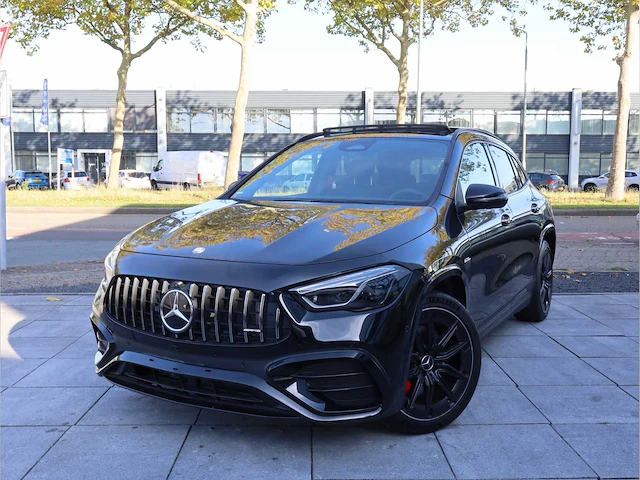 Mercedes benz gla 35 amg 4matic automaat 2024 - afbeelding 1 van  49