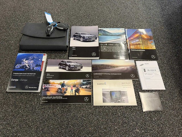 Mercedes-benz gla-klasse 180 d premium 2018 | rl-630-n iaw - afbeelding 18 van  21