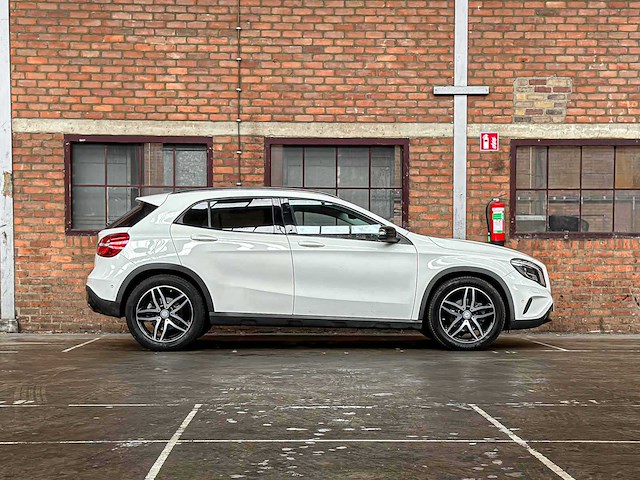 Mercedes-benz gla200 1.6 156pk 2014 (automaat) gla-klasse, tr-595-g - afbeelding 2 van  43