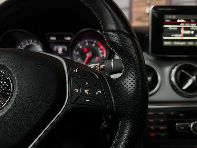 Mercedes-benz gla200 1.6 156pk 2014 (automaat) gla-klasse, tr-595-g - afbeelding 16 van  43