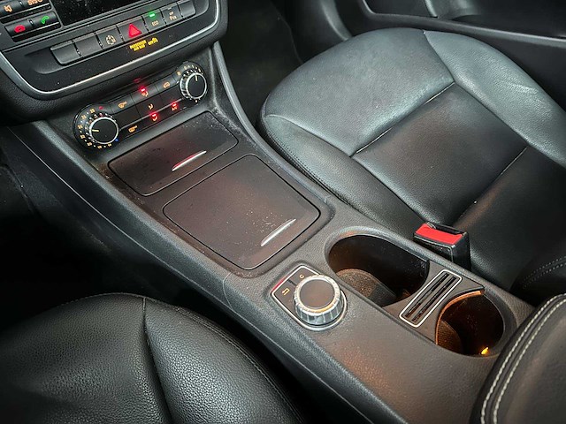 Mercedes-benz gla200 1.6 156pk 2014 (automaat) gla-klasse, tr-595-g - afbeelding 20 van  43
