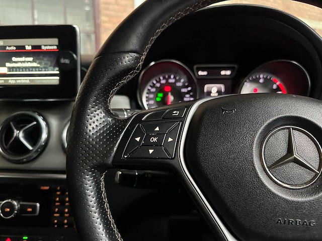 Mercedes-benz gla200 cdi ambition 136pk 2015 gla-klasse, n-761-bj - afbeelding 9 van  36