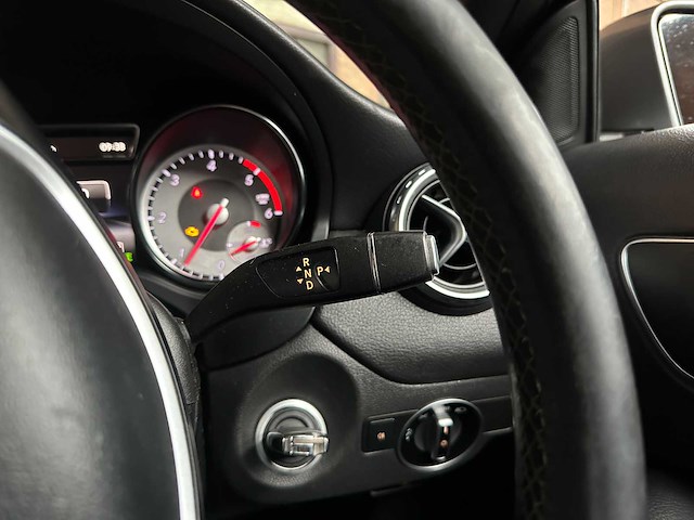 Mercedes-benz gla200 cdi ambition 136pk 2015 gla-klasse, n-761-bj - afbeelding 13 van  36