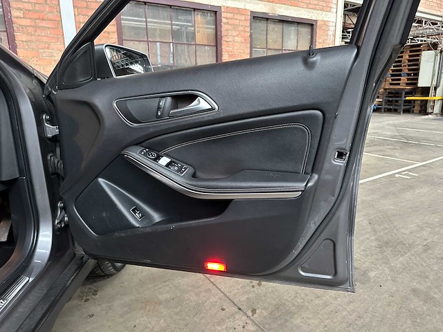 Mercedes-benz gla200 cdi ambition 136pk 2015 gla-klasse, n-761-bj - afbeelding 18 van  36