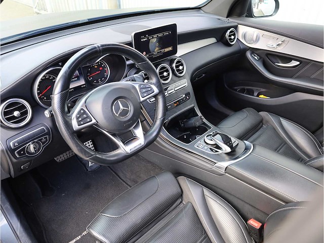 Mercedes-benz glc-klasse amg 63 4matic+ 2018 automaat, xj-229-k - afbeelding 3 van  36