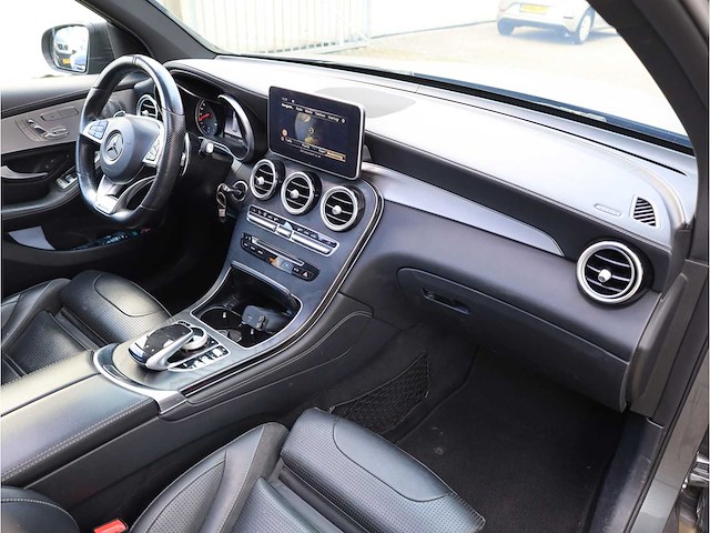 Mercedes-benz glc-klasse amg 63 4matic+ 2018 automaat, xj-229-k - afbeelding 9 van  36