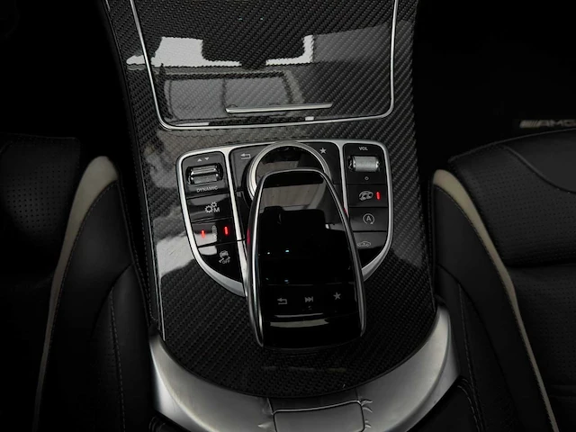 Mercedes-benz glc-klasse coupé amg 63 s 4matic+ | x-569-ln i - afbeelding 37 van  37