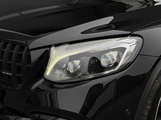 Mercedes-benz glc-klasse coupé amg 63 s 4matic+ | x-569-ln i - afbeelding 23 van  37