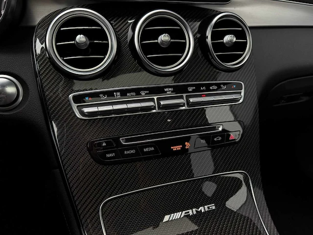 Mercedes-benz glc-klasse coupé amg 63 s 4matic+ | x-569-ln i - afbeelding 34 van  37