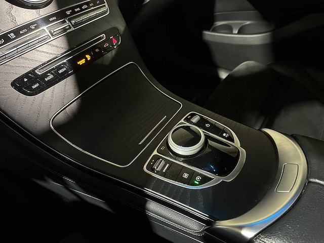 Mercedes-benz glc220d coupé 4matic edition 1 glc-klasse 170pk 2017, rz-562-l - afbeelding 31 van  50