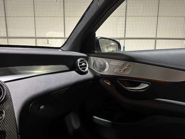 Mercedes-benz glc350d amg dark tinted glass3.0 v6 4matic glc-klasse 258pk 2017, hkt-16-f - afbeelding 26 van  47