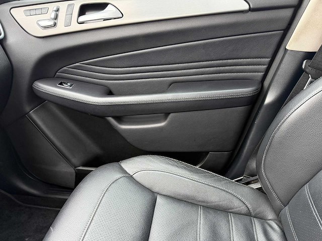 Mercedes-benz gle 350d bedrijfswagen - afbeelding 35 van  46