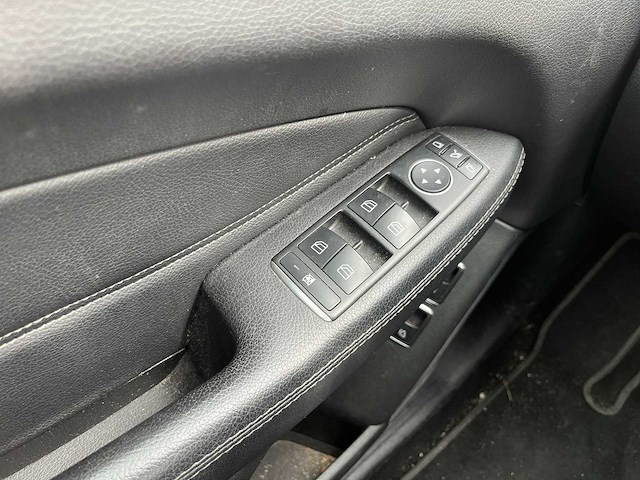 Mercedes-benz gle-klasse 350 d amg 4matic | j-055-fs - afbeelding 1 van  28