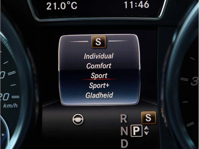 Mercedes-benz gls 63 amg 4matic 5.5 v8 bi turbo 585pk automaat 2016 - afbeelding 16 van  52