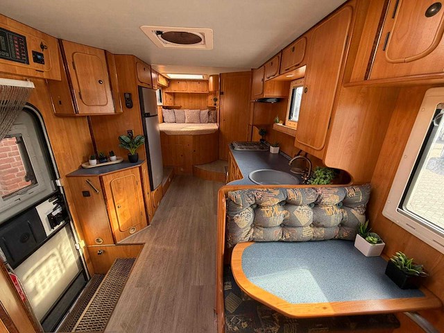 Mercedes benz kampeerwagen 3.5 611 d-ii camper bd-hz-26 - afbeelding 9 van  28