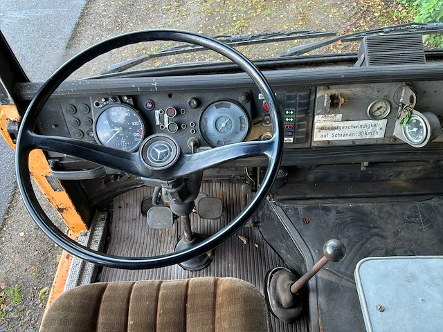 Mercedes-benz lpko 1113 b camper - afbeelding 4 van  32