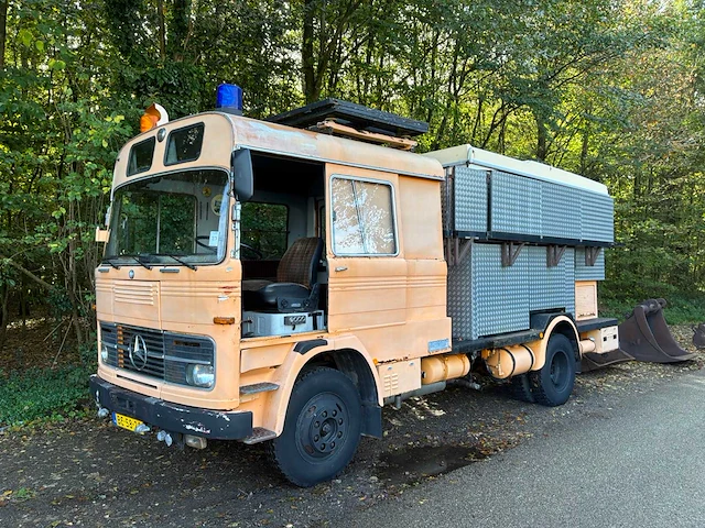 Mercedes-benz lpko 1113 b camper - afbeelding 7 van  32