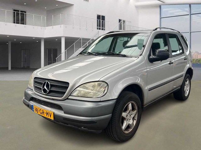 Mercedes-benz m-klasse 320 , 18-gr-hv - afbeelding 1 van  6