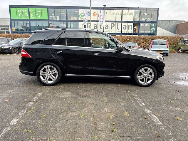 Mercedes-benz m-klasse 350 bluetec 2014 | hx-764-k i - afbeelding 24 van  25