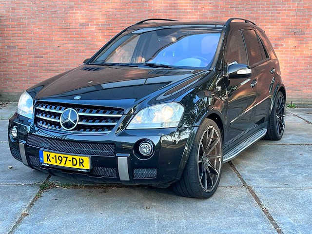 Mercedes-benz m-klasse amg 63, automaat, k-197-dr - afbeelding 1 van  25