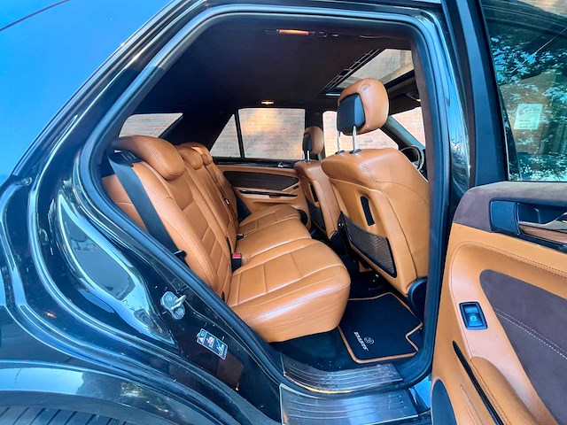 Mercedes-benz m-klasse amg 63, automaat, k-197-dr - afbeelding 25 van  25