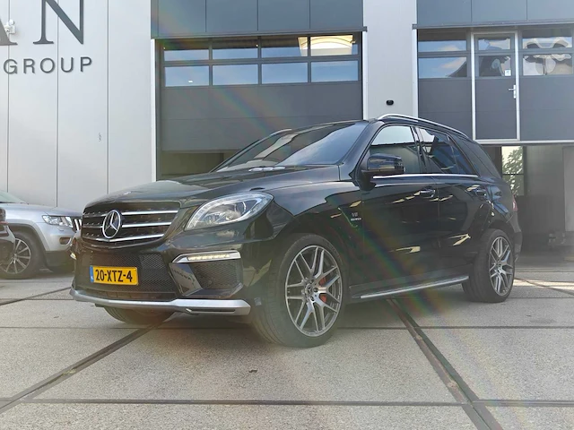 Mercedes-benz m-klasse amg 63 performance pack | 20-xtz-4 - afbeelding 1 van  31
