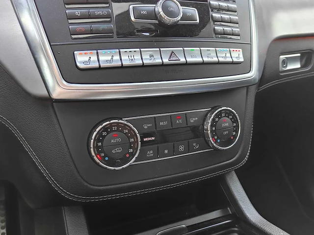 Mercedes-benz m-klasse amg 63 performance pack | 20-xtz-4 - afbeelding 14 van  31