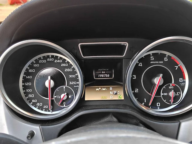 Mercedes-benz m-klasse amg 63 performance pack | 20-xtz-4 - afbeelding 27 van  31
