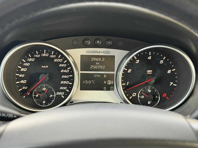 Mercedes-benz m-klasse ml63 amg 6.2 v8 r-479-gz - afbeelding 11 van  34