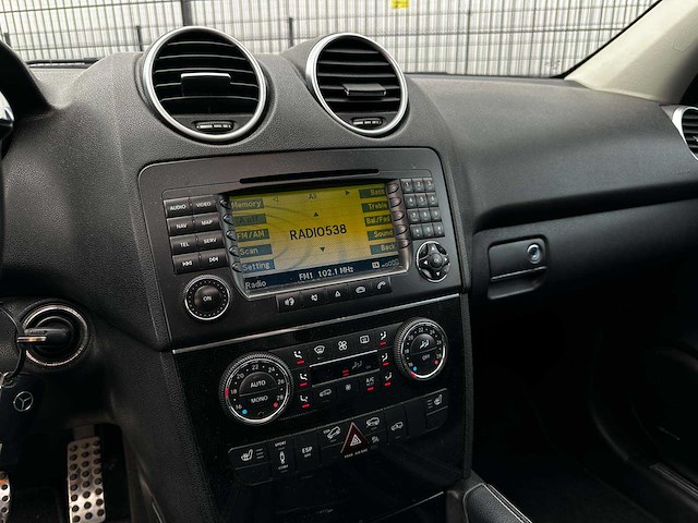 Mercedes-benz m320 cdi m-klasse 221pk 2006, v-450-hd - afbeelding 16 van  33