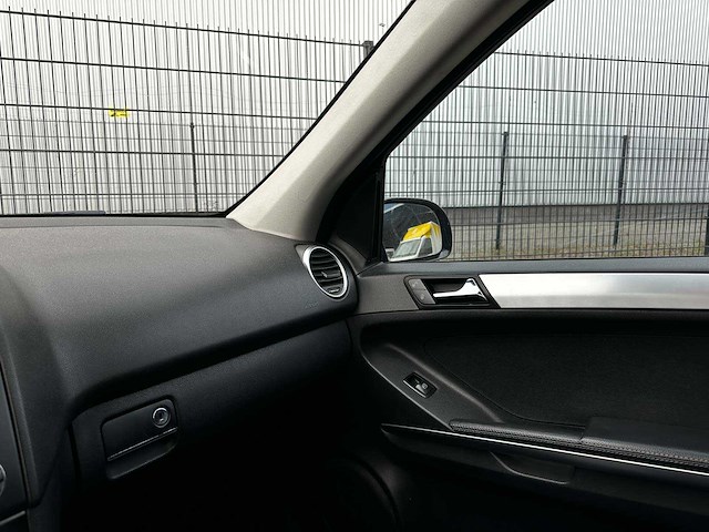 Mercedes-benz m320 cdi m-klasse 221pk 2006, v-450-hd - afbeelding 30 van  34