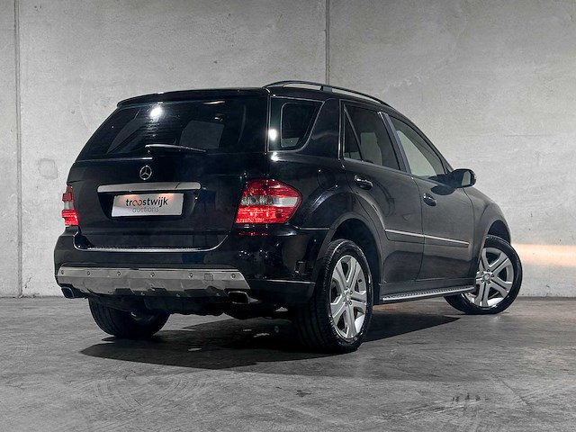 Mercedes-benz m350 3.5l v6 4matic m-klasse 268pk 2006 (origineel-nl+1e eigenaar) - afbeelding 32 van  35