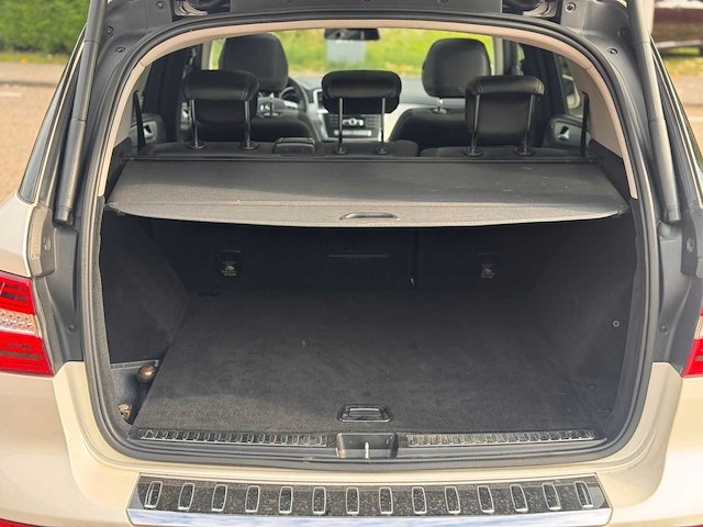 Mercedes-benz m350 bluetec automaat, nt-983-b - afbeelding 19 van  23
