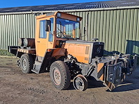 Mercedes benz mb - 1990 - trac 700 spoor - vierwielaangedreven landbouwtractor - afbeelding 9 van  12