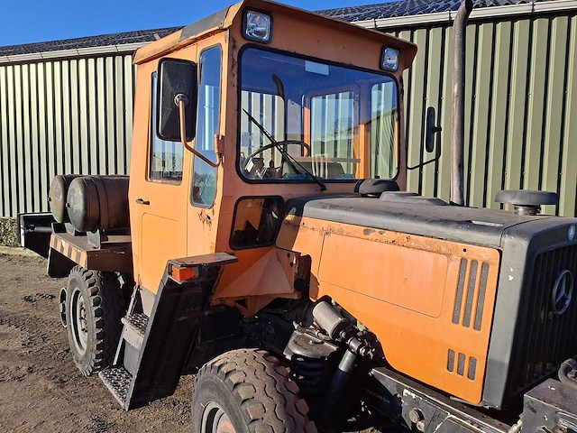 Mercedes benz mb - 1990 - trac 700 spoor - vierwielaangedreven landbouwtractor - afbeelding 10 van  15
