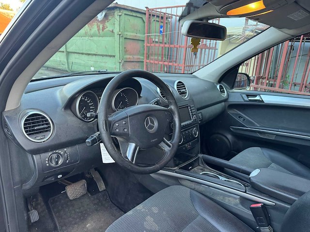 Mercedes-benz ml 320 cdi 4-matic 64-vjf-6 - afbeelding 9 van  27