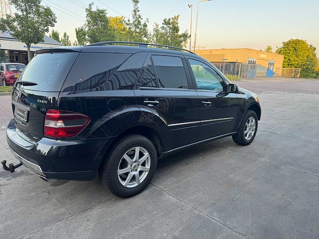 Mercedes-benz ml 320 cdi 4-matic 64-vjf-6 - afbeelding 25 van  27