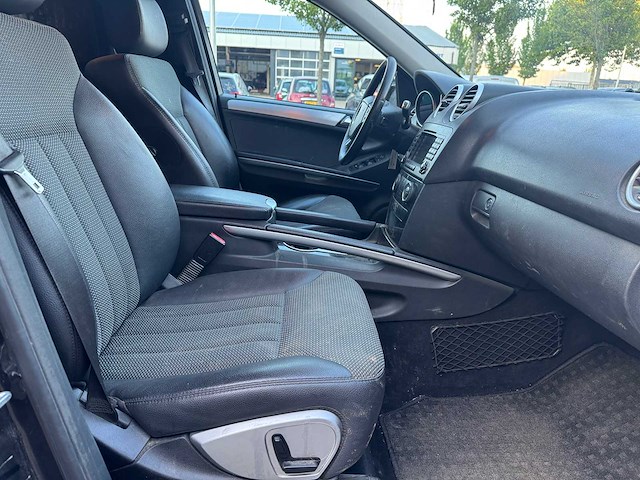 Mercedes-benz ml 320 cdi 4-matic 64-vjf-6 - afbeelding 26 van  27