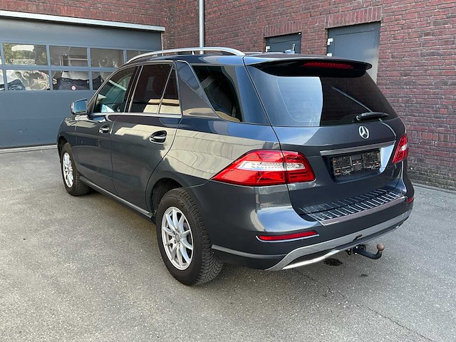 Mercedes-benz ml-klasse 350 cdi 4matic bluetec - personenauto - afbeelding 12 van  17
